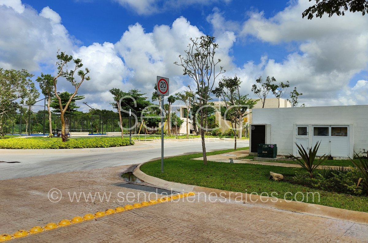 1333-38179-Casa-en-venta-en-AirePuro-Residencial-en-Merida-de-3-recamaras-39.jpg