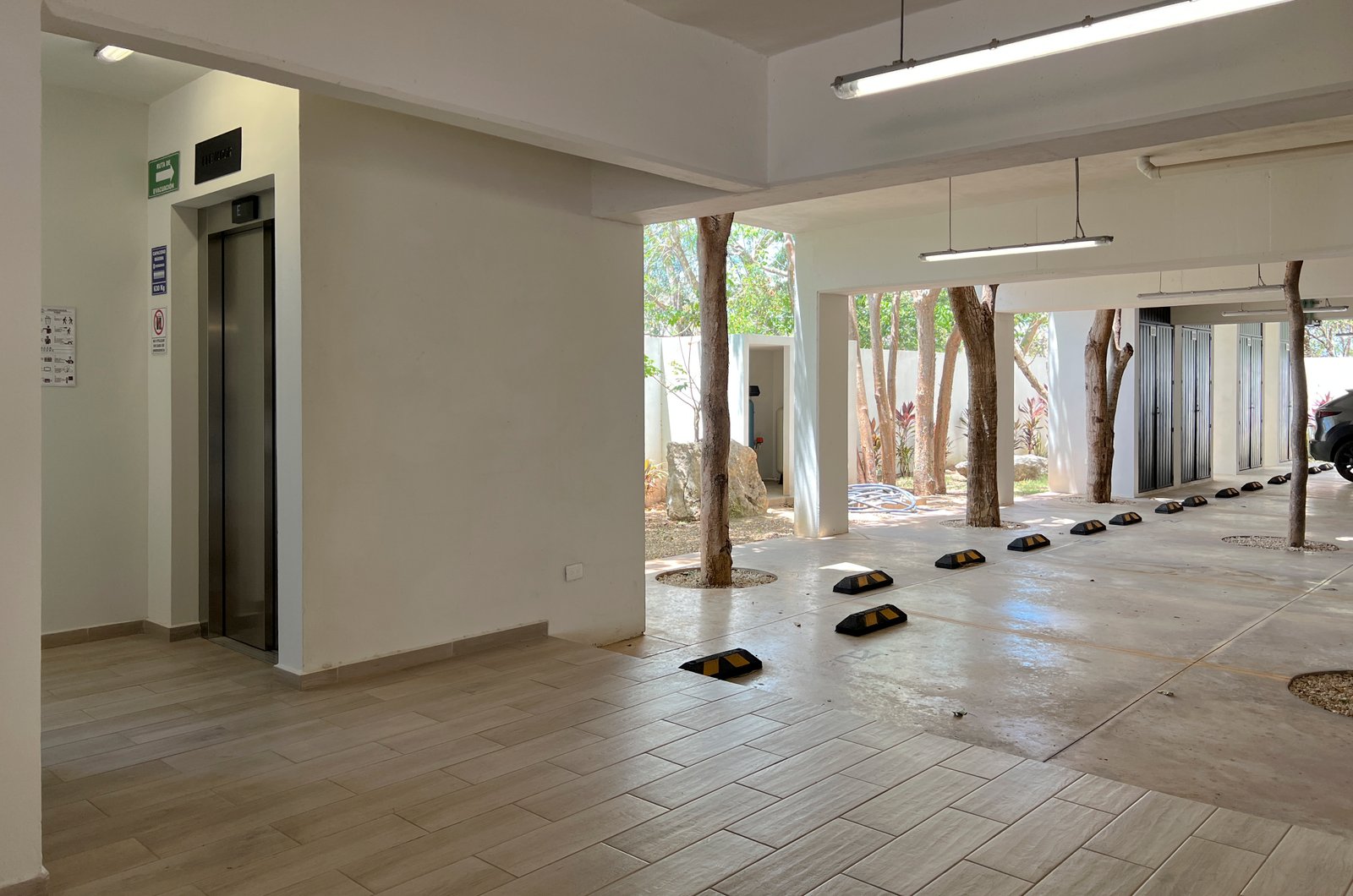 1385-53768-Departamento-en-renta-en-el-Sabino-Temozon-Norte-equipado-104_(13).jpg