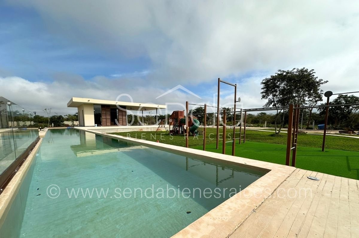 1438-43063-Terreno-residencial-en-privada-en-venta-con-amenidades-en-Cholul-Merida_(12).jpg