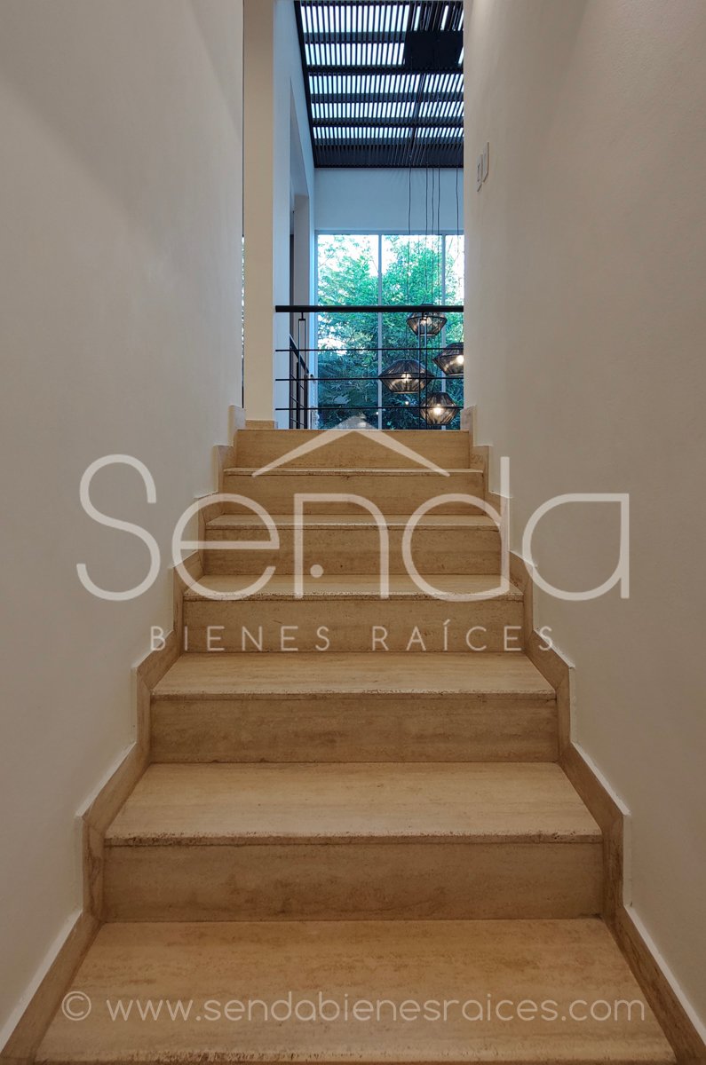 1516-43160-Casa-en-venta-en-Merida-Cholul-en-privada-con-3-recamaras-y-alberca-v_(14).jpg