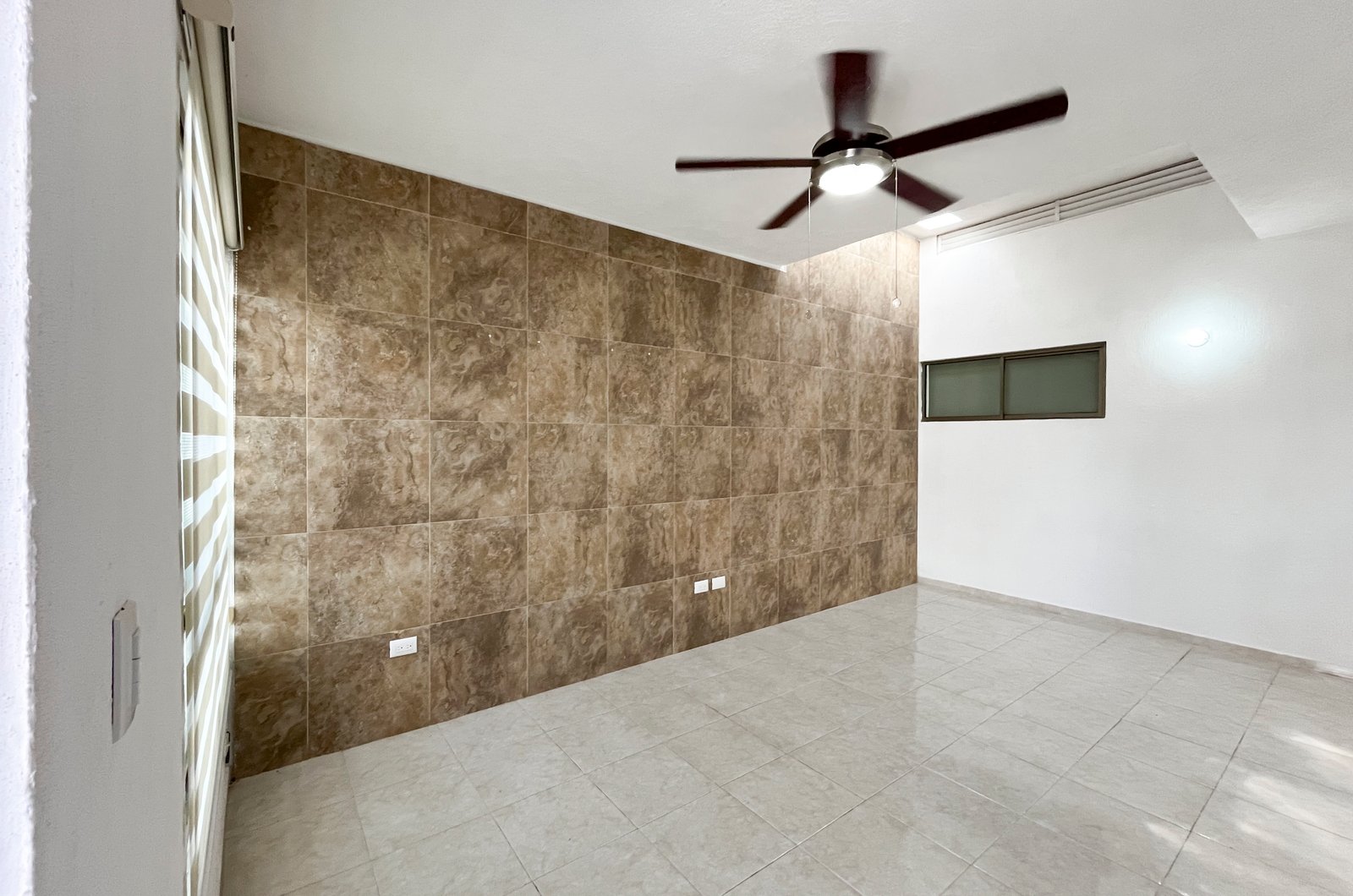1819-50110-Casa-en-renta-Americas-II-de-una-planta-con-2-recamaras_(12).jpg