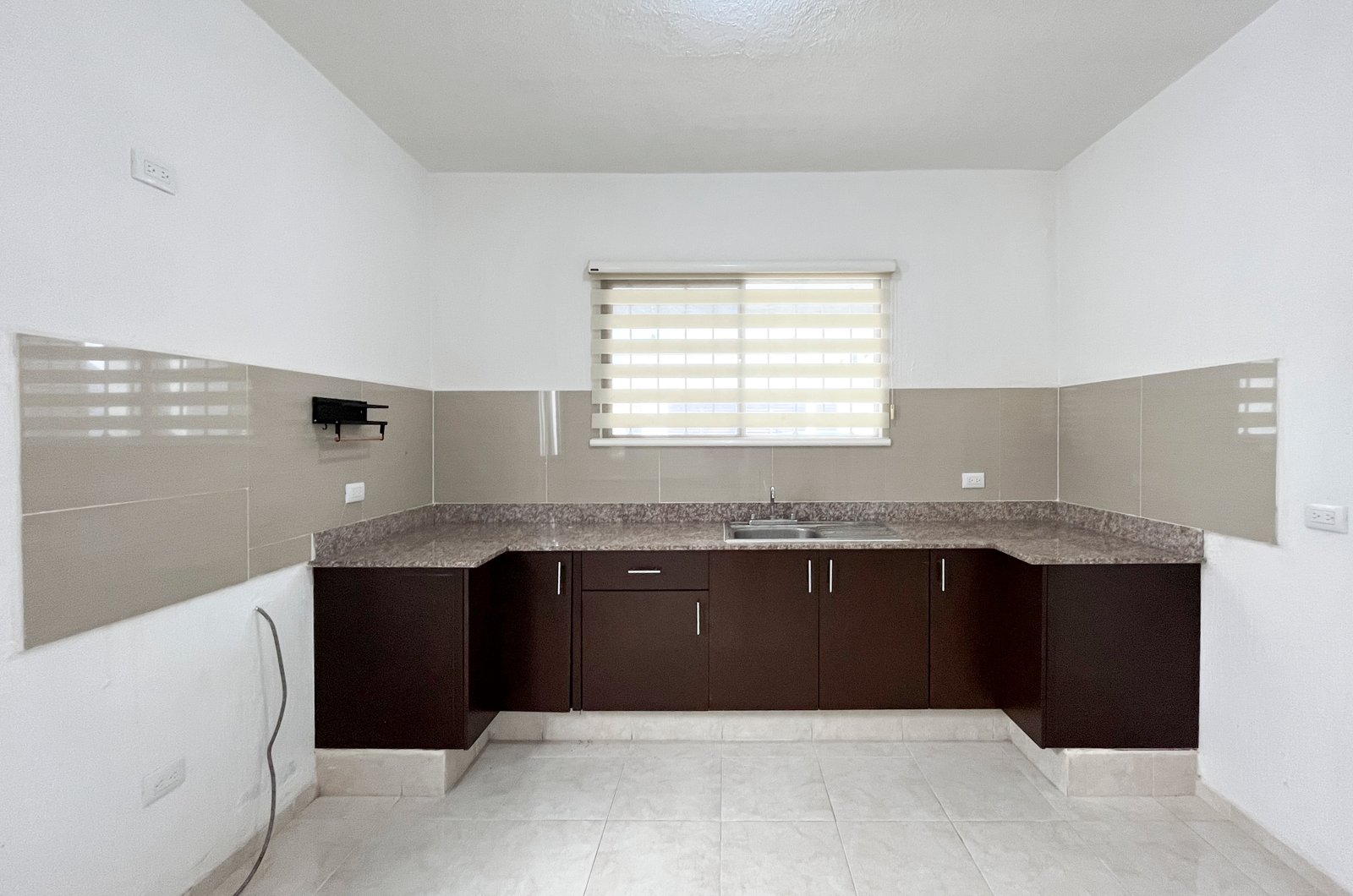 1819-50120-Casa-en-renta-Americas-II-de-una-planta-con-2-recamaras_(21).jpg