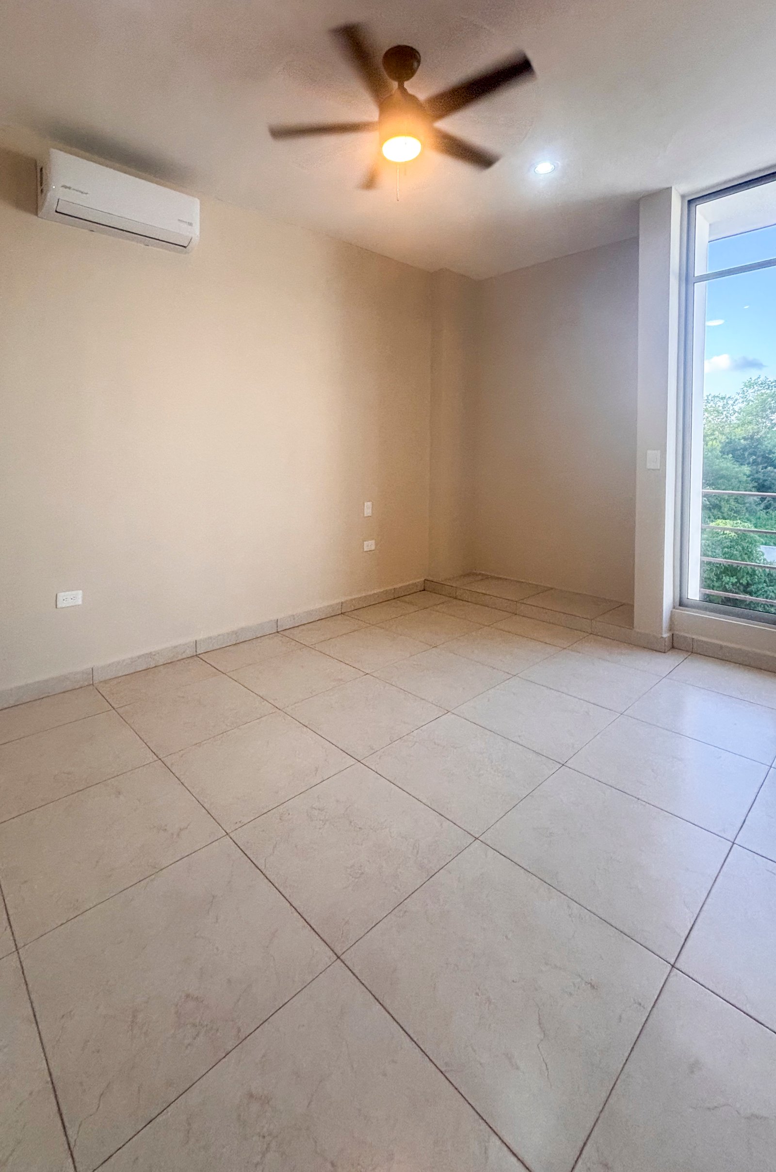1996-53989-Casa-Piedra-Luz-en-Venta-en-Conkal-Merida-con-Loft_(61).jpg