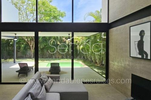 1759-49033-Casa-en-venta-en-el-Yucatan-Country-Club-privada-Oasis-de-tres-recamaras-MA_(10).jpg