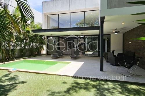 1759-49050-Casa-en-venta-en-el-Yucatan-Country-Club-privada-Oasis-de-tres-recamaras-MA_(26).jpg