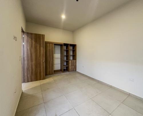1806-52766-Casa-en-venta-de-un-piso-con-2-habitaciones-y-alberca-en-Naia-Residencial-Conkal_(22).jpg