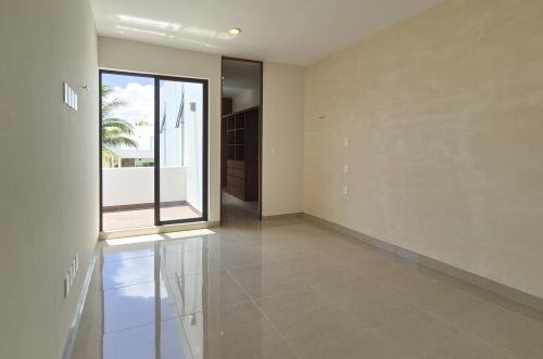 1842-50578-Casa-en-venta-en-Plenum-Residencial-en-Merida-con-4-habitaciones-y-alberca_(30).jpg