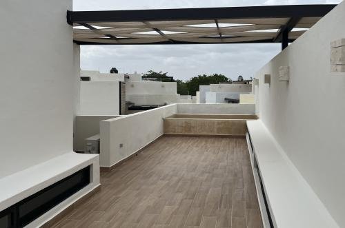 1956-53307-Villa-en-renta-en-Privada-Residencial-Maruva-cholul-Merida-con-Roof-garden_(14).jpg