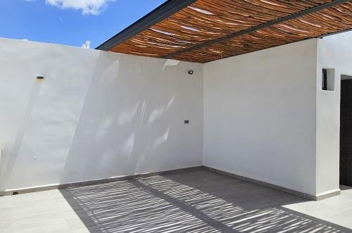 1972-53467-Casa-en-Venta-en-Dzityá-MéridaS-eremos-con-Rooftop-Equipado-y-Entrega-Inmediata_(3).jpg