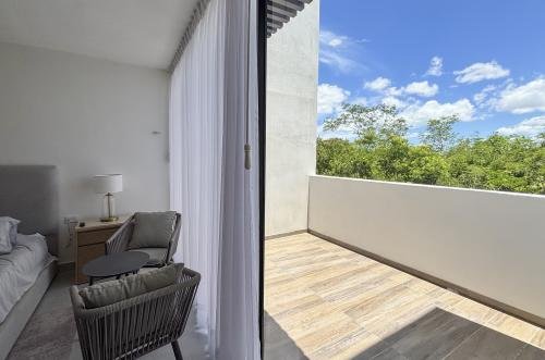 1987-53720-Casa-en-venta-en-Temozon-al-Norte-de-Merida-3-Y-4-recamaras-y-rooftop_(19).jpg