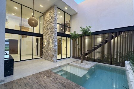 Casa en Venta en ENTRETAT Merida, Yucatan | 3 Recamaras, 300 m² de Construccion 