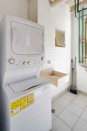 615-43903-Departamento-equipado-en-renta-en-VIa-Montejo-MErida-torre-Atlantida_(5).jpg