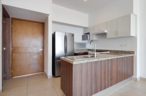 615-43916-Departamento-equipado-en-renta-en-VIa-Montejo-MErida-torre-Atlantida_(17).jpg