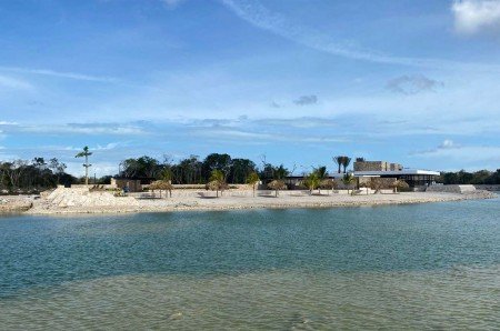 Terrenos en venta en privada con lago, Ideales para Inversión